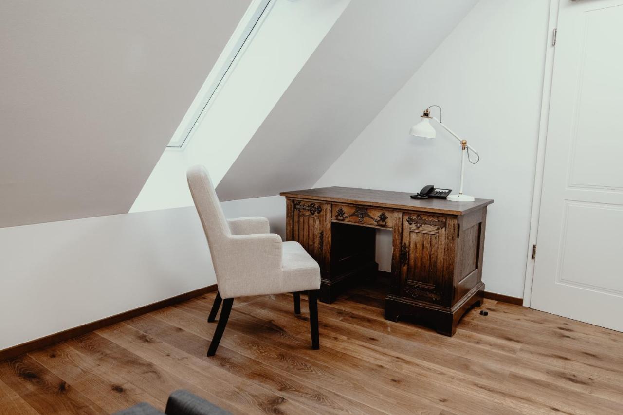 Hotel Schierlinger Braeustueberl ภายนอก รูปภาพ