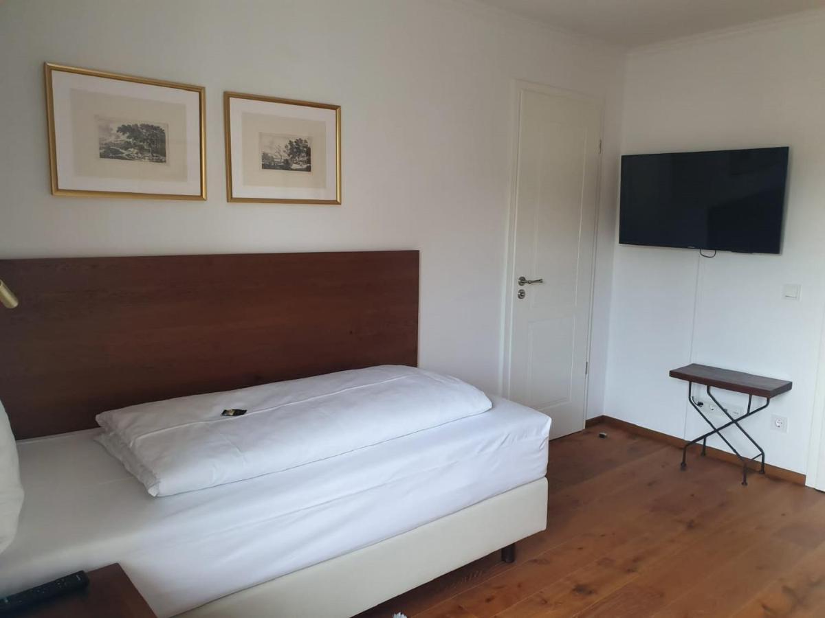 Hotel Schierlinger Braeustueberl ภายนอก รูปภาพ